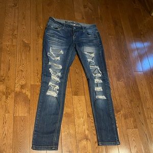 Ripped women’s jeans size 9